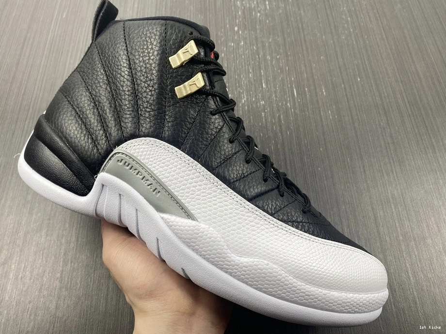 - 12 Playoffs CT8013-006 Retro (2022) Jordan 1107